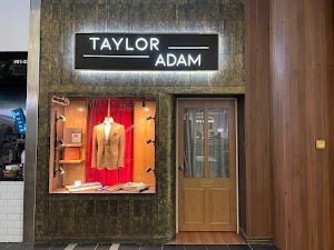 Taylor Adam